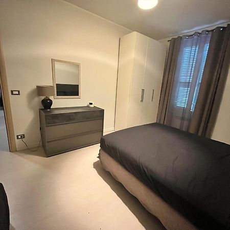 Prato Home - Apartment Near The Beach In Мантон Екстер'єр фото