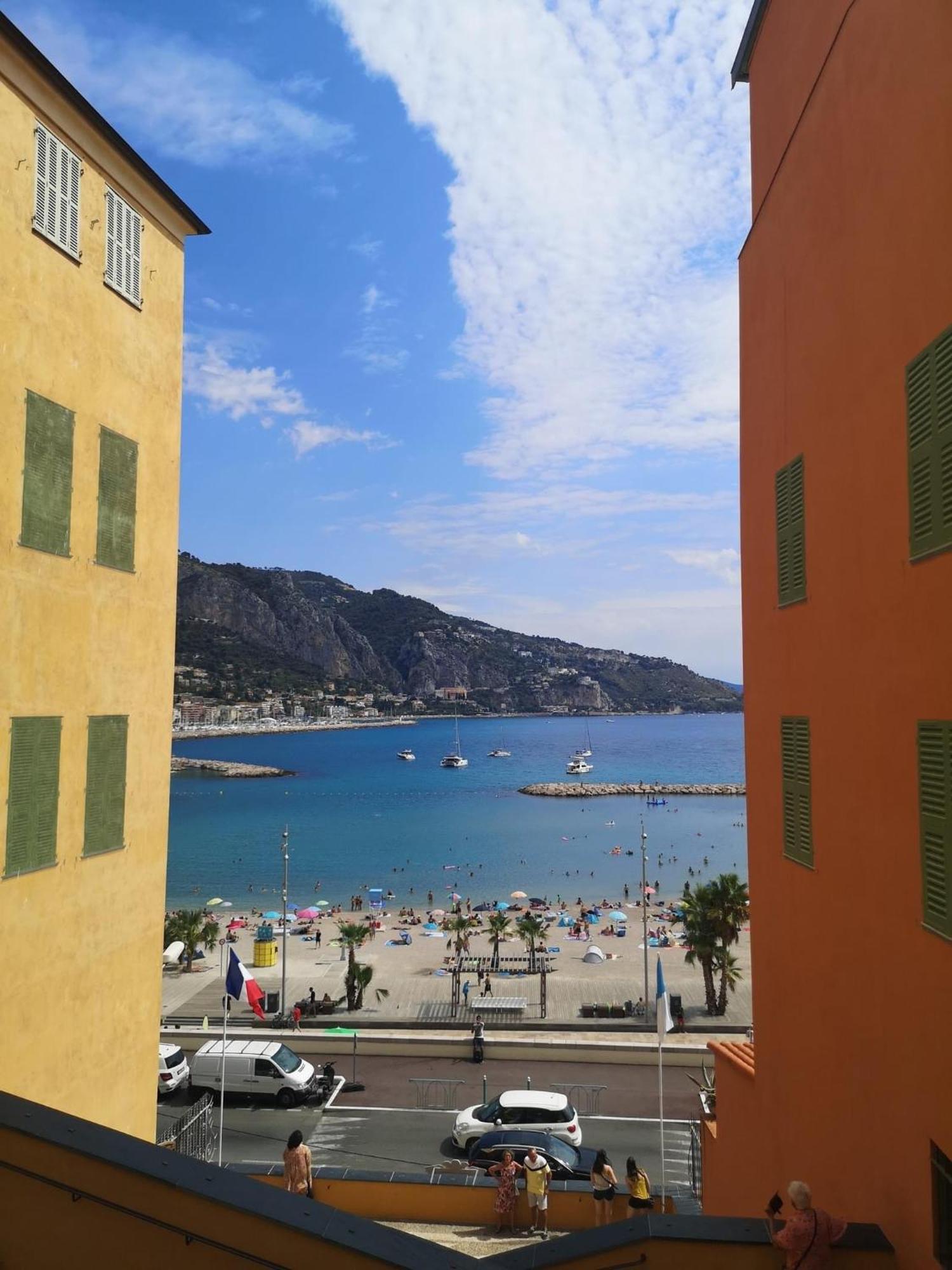 Prato Home - Apartment Near The Beach In Мантон Екстер'єр фото